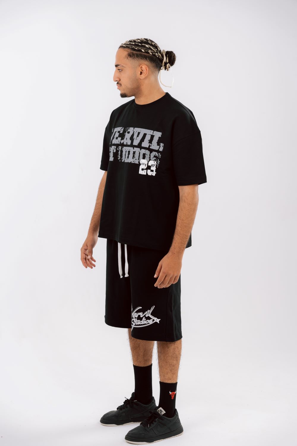 Black vervil set